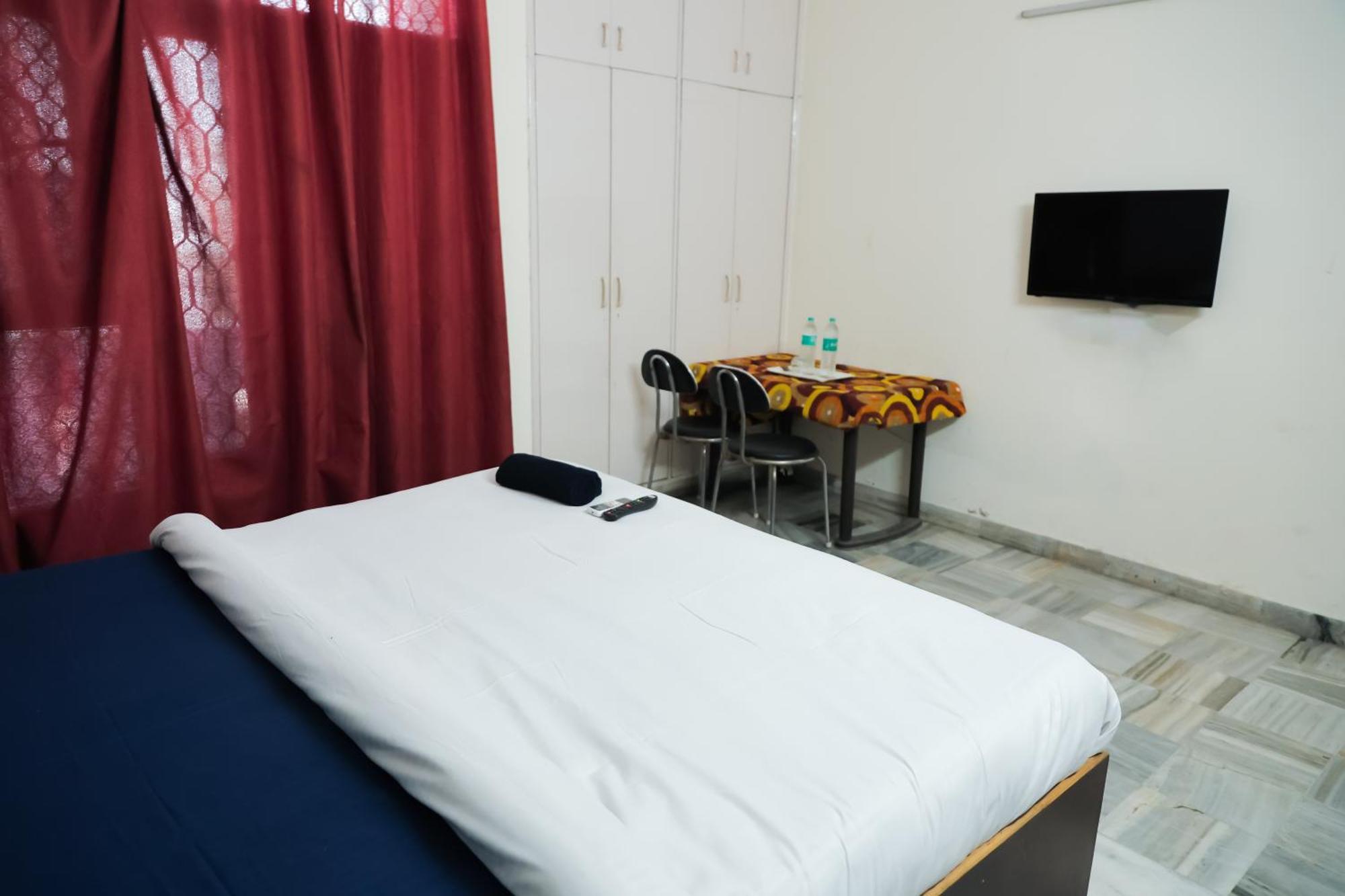 Hotel Green Villa - Near Anand Vihar Station Нью-Делі Екстер'єр фото