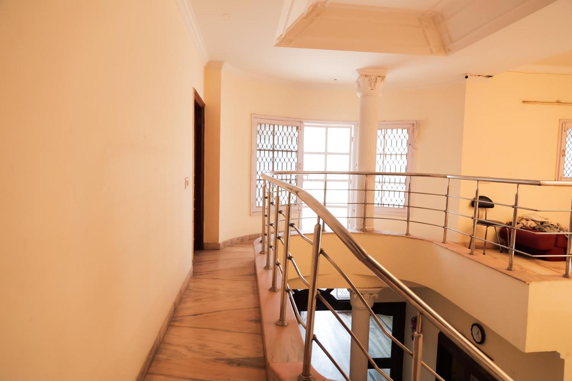 Hotel Green Villa - Near Anand Vihar Station Нью-Делі Екстер'єр фото