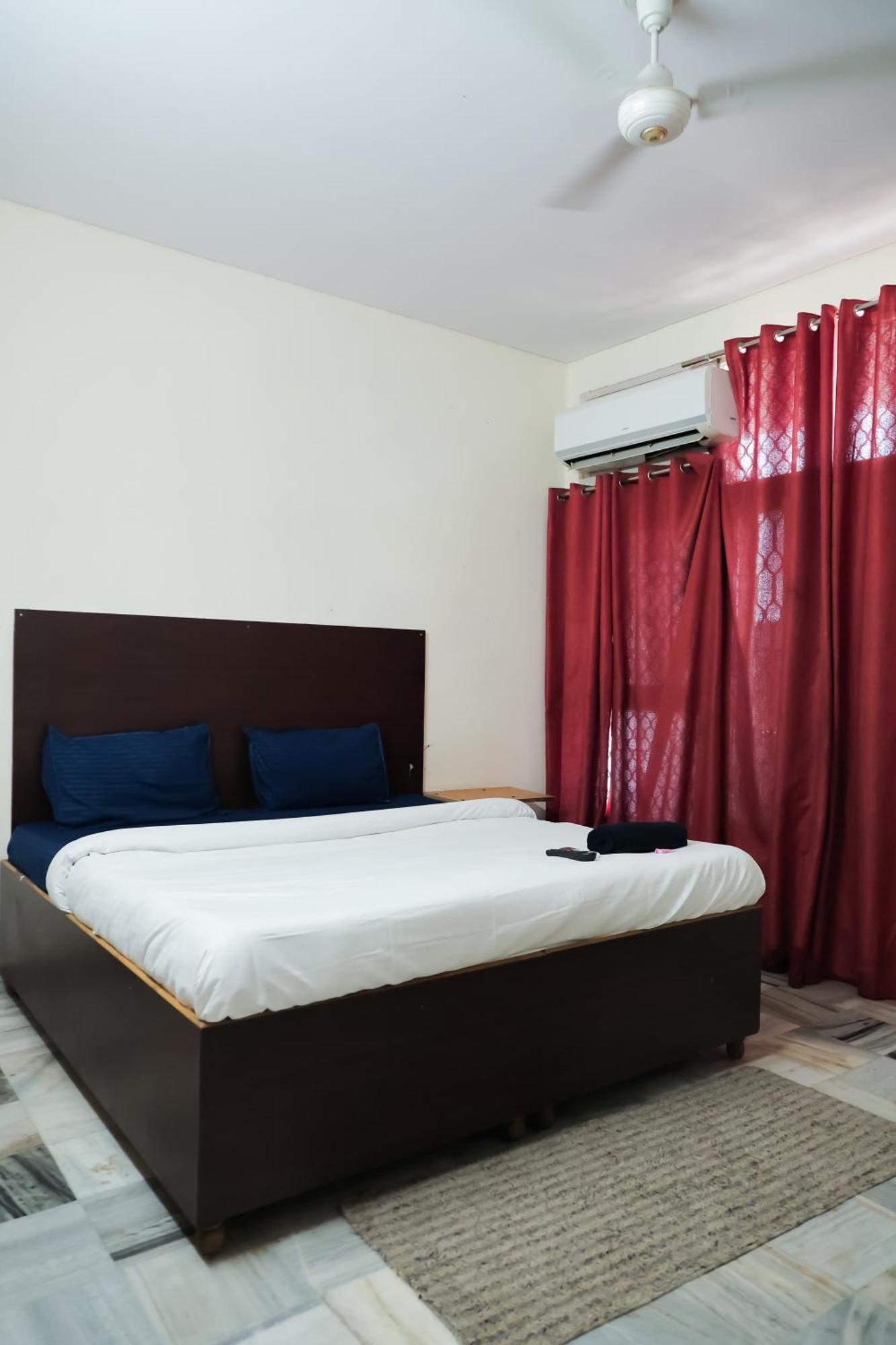 Hotel Green Villa - Near Anand Vihar Station Нью-Делі Екстер'єр фото